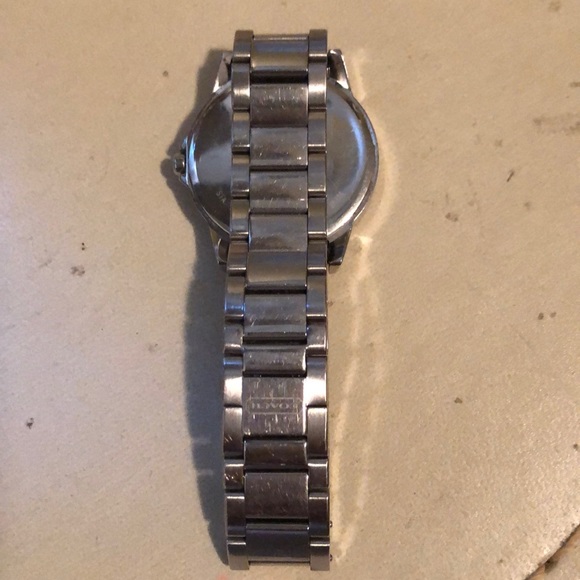 Coach watch - Picture 3 of 3